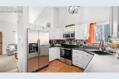 5938 Wisteria Drive, Colorado Springs, CO 80919 - Photo 12