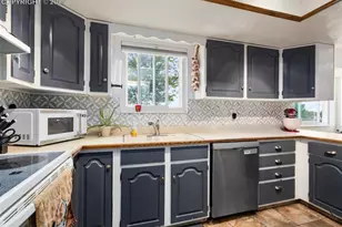 1138 Bluestem Blvd, Pueblo, CO 81001 - Photo 8