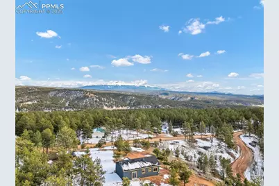 2627 Pikes Peak Drive, Florissant, CO 80816 - Photo 36