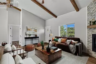 2627 Pikes Peak Dr, Florissant, CO 80816 - Photo 12