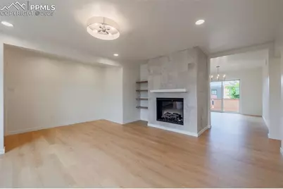 2905 Mesa Road #D, Colorado Springs, CO 80904 - Photo 12