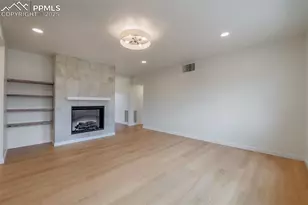 2905 Mesa Rd, Colorado Springs, CO 80904 - Photo 8