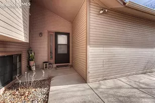1524 Shane Cir, Colorado Springs, CO 80907 - Photo 2