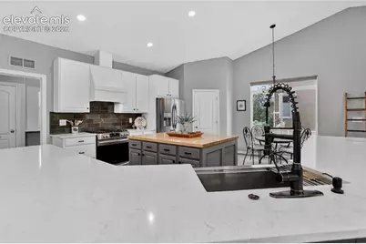 3631 Oak Meadow Drive, Colorado Springs, CO 80920 - Photo 6