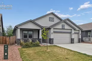 7209 Peachleaf Dr, Colorado Springs, CO 80925 - Photo 2