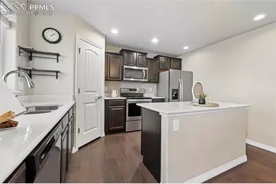 6990 Winnicut Drive, Colorado Springs, CO 80925 - Photo 14