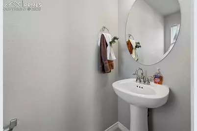 6990 Winnicut Drive, Colorado Springs, CO 80925 - Photo 6