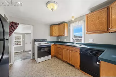 310 E Whiting Avenue, Cripple Creek, CO 80813 - Photo 14