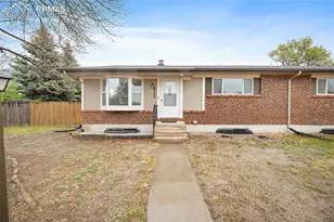 6735 Hampton Dr, Colorado Springs, CO 80918 - Photo 2