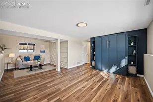 702 Paradise Ln, Colorado Springs, CO 80904 - Photo 26