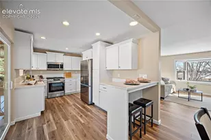 702 Paradise Ln, Colorado Springs, CO 80904 - Photo 10