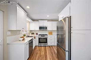 702 Paradise Ln, Colorado Springs, CO 80904 - Photo 12