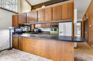 4302 Valli Vista Rd, Colorado Springs, CO 80915 - Photo 8