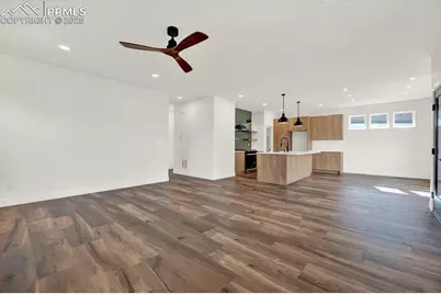 31 Sandra Lane, Manitou Springs, CO 80829 - Photo 8