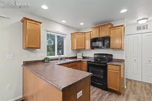 2465 Sierra Springs Dr, Colorado Springs, CO 80916 - Photo 12