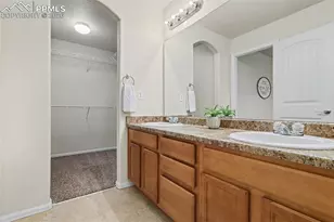 2465 Sierra Springs Dr, Colorado Springs, CO 80916 - Photo 20