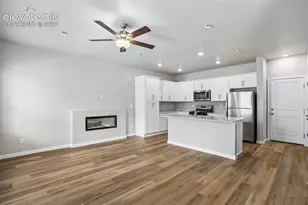 1132 Babette Hts, Colorado Springs, CO 80904 - Photo 2