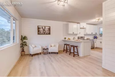 2527 Launcelot Court, Colorado Springs, CO 80904 - Photo 4