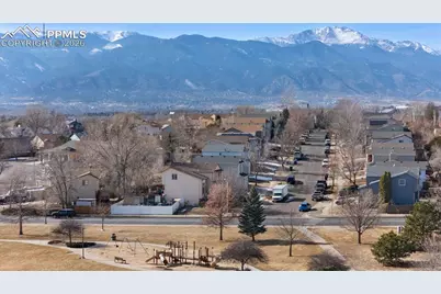 532 Shady Crest Circle, Colorado Springs, CO 80916 - Photo 46