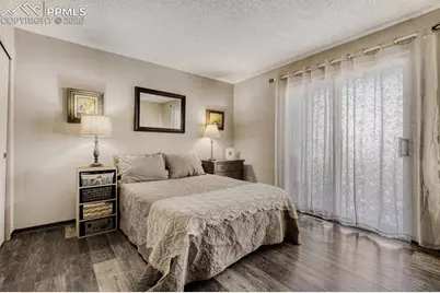 6414 Village Lane, Colorado Springs, CO 80918 - Photo 10