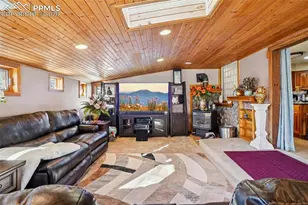 351 S Peoria Cir, Aurora, CO 80012 - Photo 8