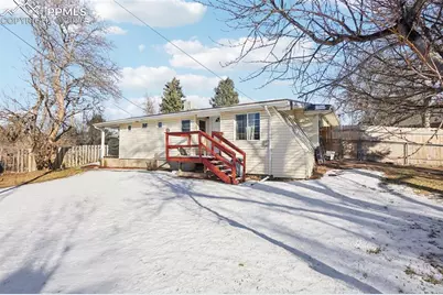 351 S Peoria Circle, Aurora, CO 80012 - Photo 2