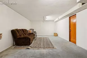 351 S Peoria Cir, Aurora, CO 80012 - Photo 24