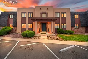 2979 Mesa Rd, Colorado Springs, CO 80904 - Photo 1