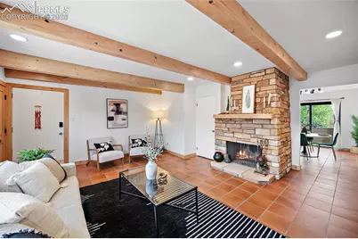 2979 Mesa Road #D, Colorado Springs, CO 80904 - Photo 4