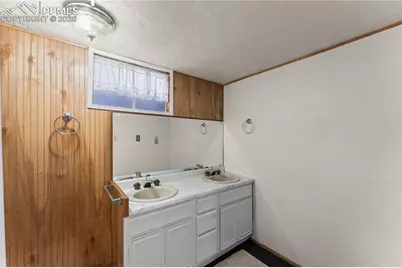 305 W Brookside Street, Colorado Springs, CO 80905 - Photo 28