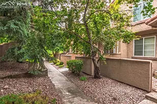 1749 Courtyard Heights, Colorado Springs, CO 80906 - Photo 4