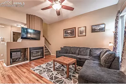 1749 Courtyard Heights, Colorado Springs, CO 80906 - Photo 8