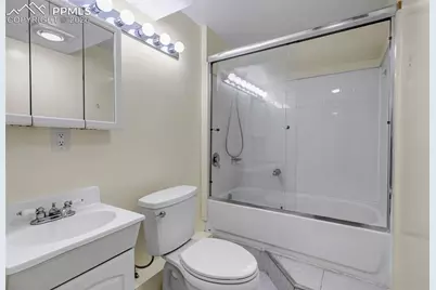 18215 E Warren Avenue, Aurora, CO 80013 - Photo 38