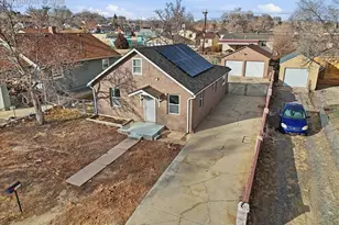 1833 E 13th St, Pueblo, CO 81001 - Photo 2