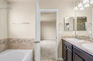 6520 Edmondstown Dr, Colorado Springs, CO 80923 - Photo 28