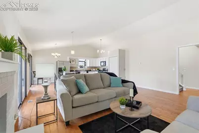 240 Bennington Drive, Colorado Springs, CO 80906 - Photo 8