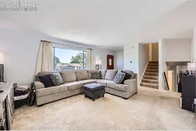 33 Briargate Terrace, Pueblo, CO 81001 - Photo 4