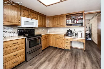 11210 Eggar Drive, Peyton, CO 80831 - Photo 6