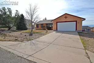 228 W Kyle Dr, Pueblo, CO 81007 - Photo 2