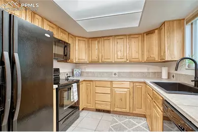 625 N Franklin Street, Colorado Springs, CO 80903 - Photo 12