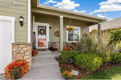 7858 Chasewood Loop, Colorado Springs, CO 80908 - Photo 4