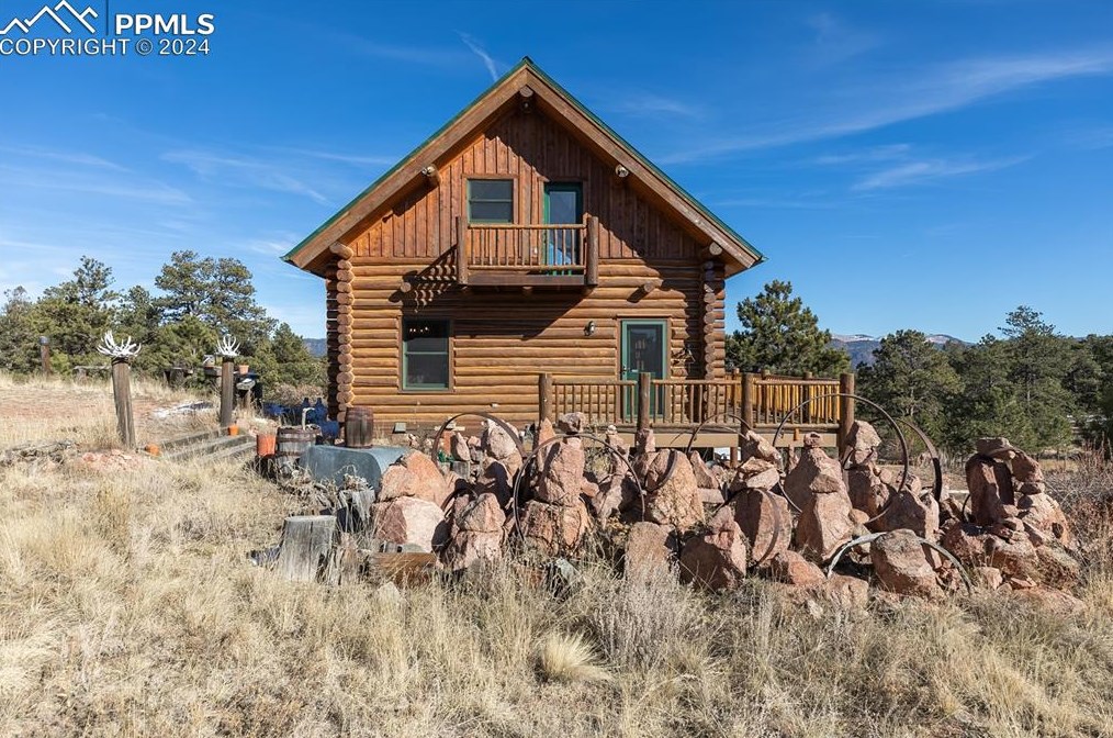 622 Sioux Rd, Twin Rock, CO 80816