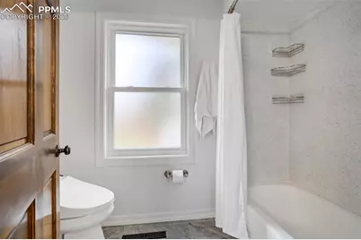 2832 Country Club Circle, Colorado Springs, CO 80909 - Photo 18