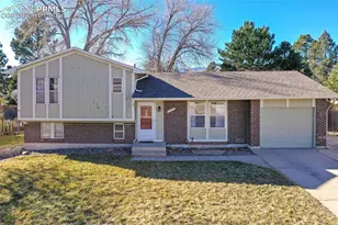 4622 Sprucewood Dr, Colorado Springs, CO 80918 - Photo 2