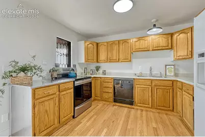 7815 Maverick Road, Colorado Springs, CO 80908 - Photo 18