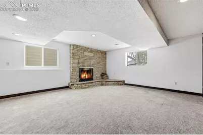 5559 Descanso Circle, Colorado Springs, CO 80918 - Photo 20