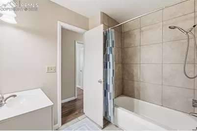 5559 Descanso Circle, Colorado Springs, CO 80918 - Photo 12