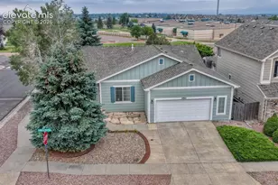 6904 Cobblecreek Dr, Colorado Springs, CO 80922 - Photo 10