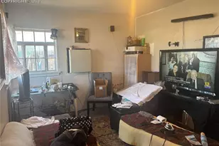 924 W Adams Ave, Pueblo, CO 81004 - Photo 2