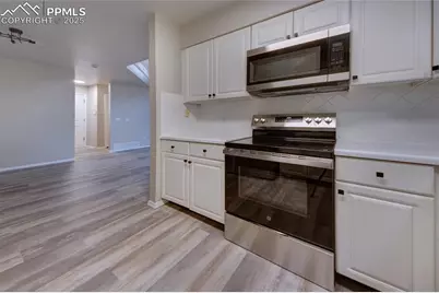 6881 Los Reyes Circle, Colorado Springs, CO 80918 - Photo 10